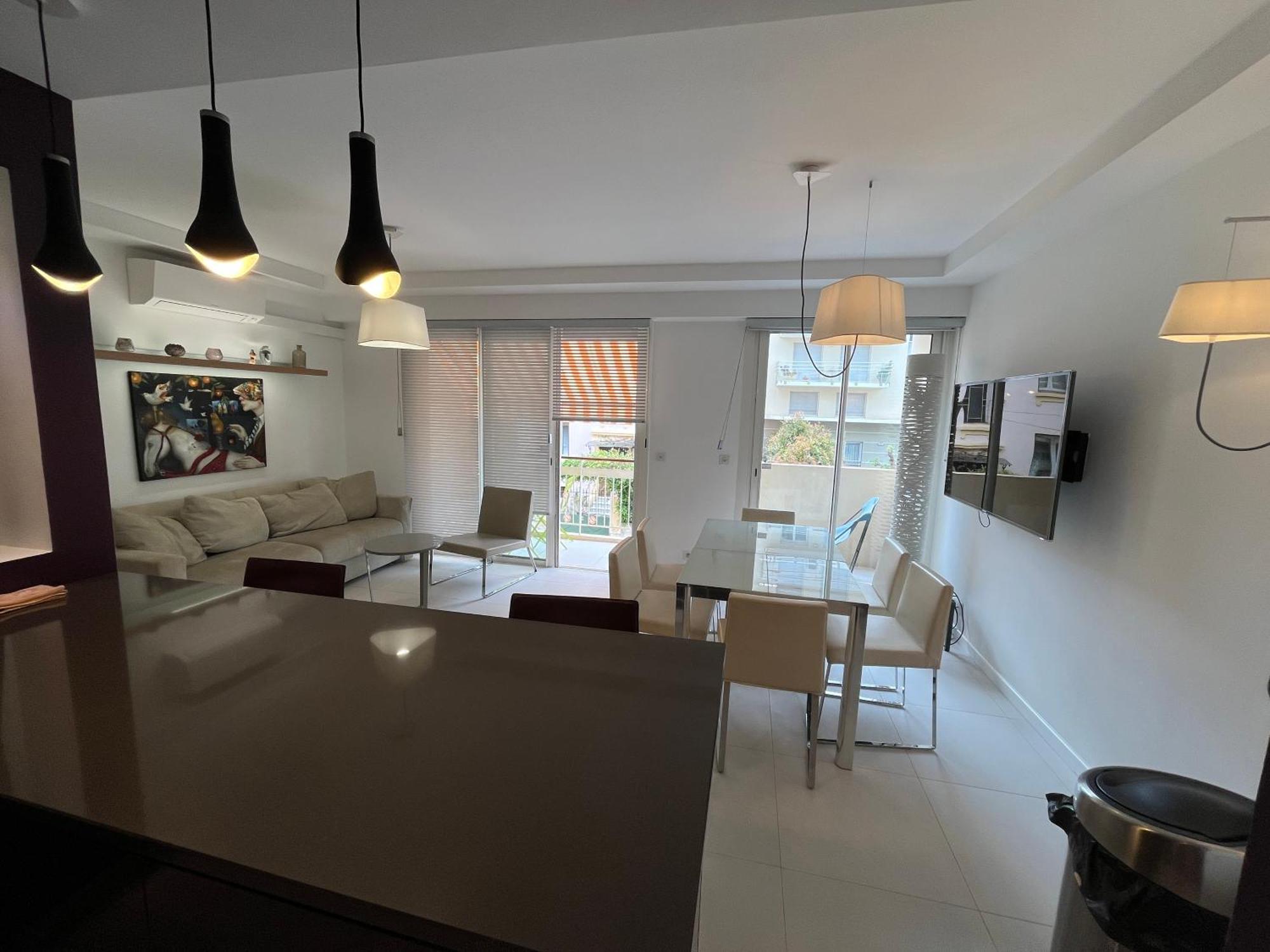 Appartement Calme Familial 3 Ch Avec Terrasses Жуан-ле-Пен Экстерьер фото